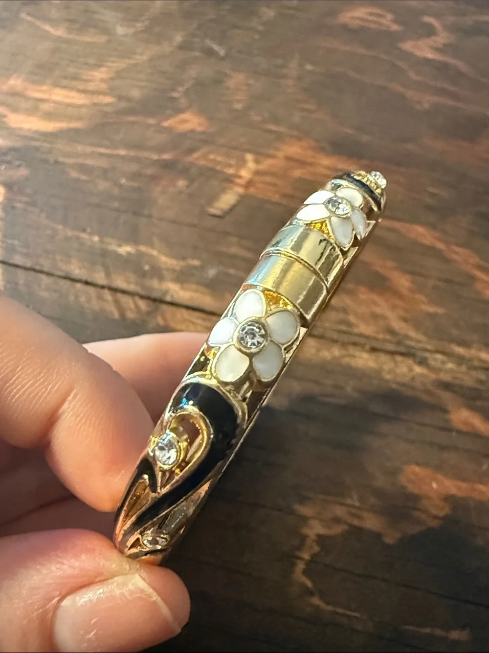Gold Plated Enamel Flower & Crystal Enamel Flower Bangle Bracelet Black & White